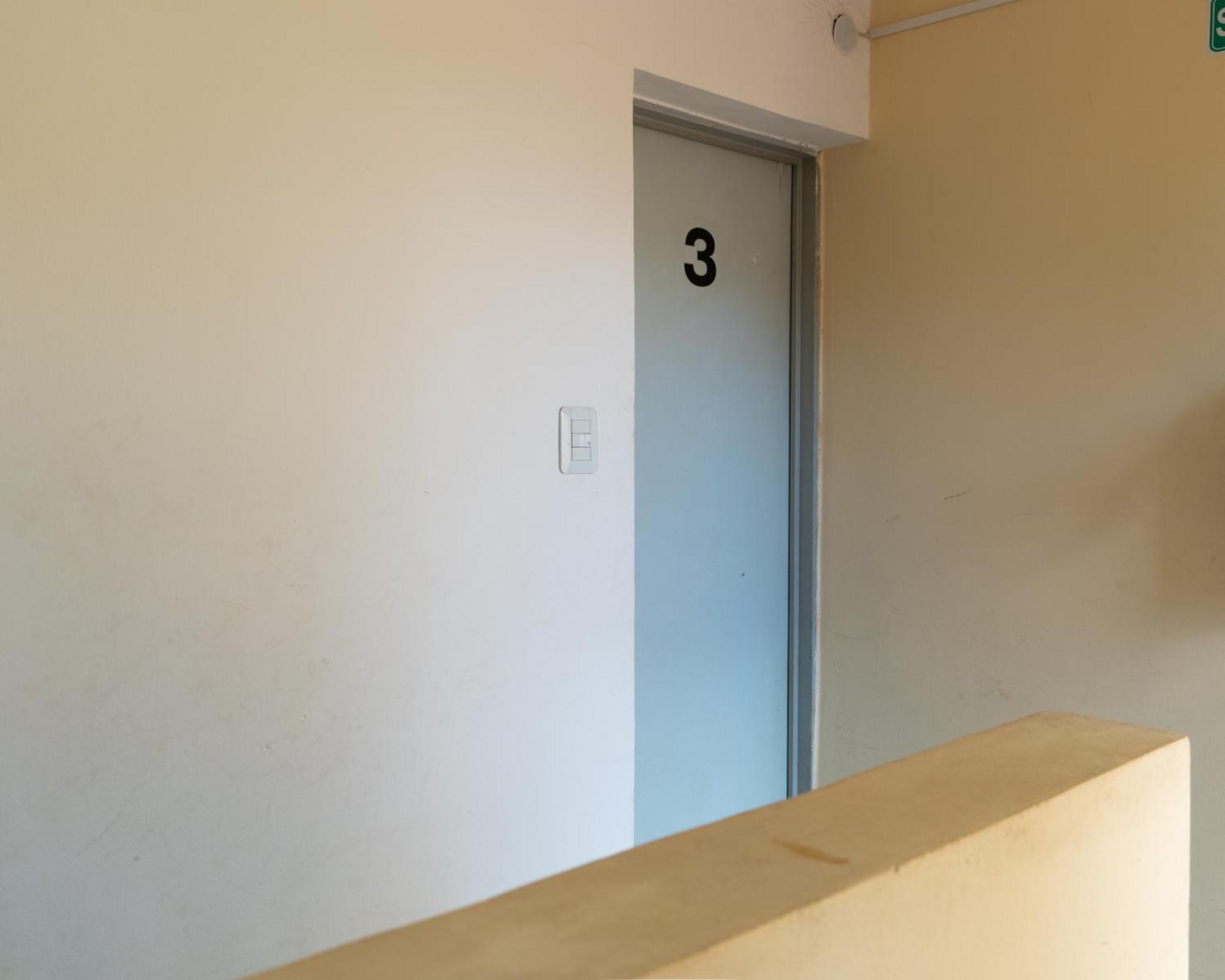 Hostel La Casa De Li - En Chilecito Bilik gambar